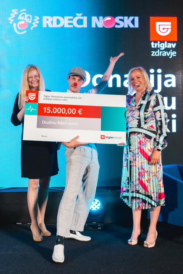 (Foto: Žiga Intihar) Varja Golouh Prodan, poslovna direktorica Društva Rdeči noski in Meta Berk Skok, predsednica uprave Triglav, Zdravstvene zavarovalnice. (Foto: Žiga Intihar) Varja Golouh Prodan, poslovna direktorica Društva Rdeči noski in Meta Berk Skok, predsednica uprave Triglav, Zdravstvene zavarovalnice.